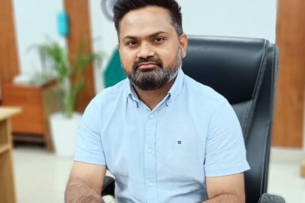 आईएएस अधिकारी महेंद्र सिंह तंवर ने कानपुर नगर के नए जिलाधिकारी (DM) के रूप में कार्यभार  संभाला  पत्रकारों से की प्रेस कॉन्फ्रेंस   जन स्वराज समाचार सुरेन्द्र सोनी